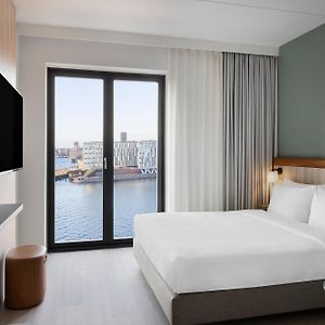 Kamer met een Queen Size Bed
